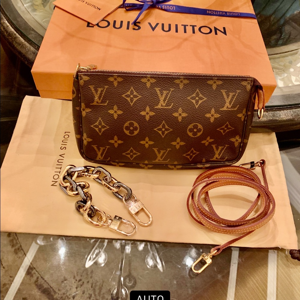 Louis Vuitton Pochette Accessories Crossbody Bundle